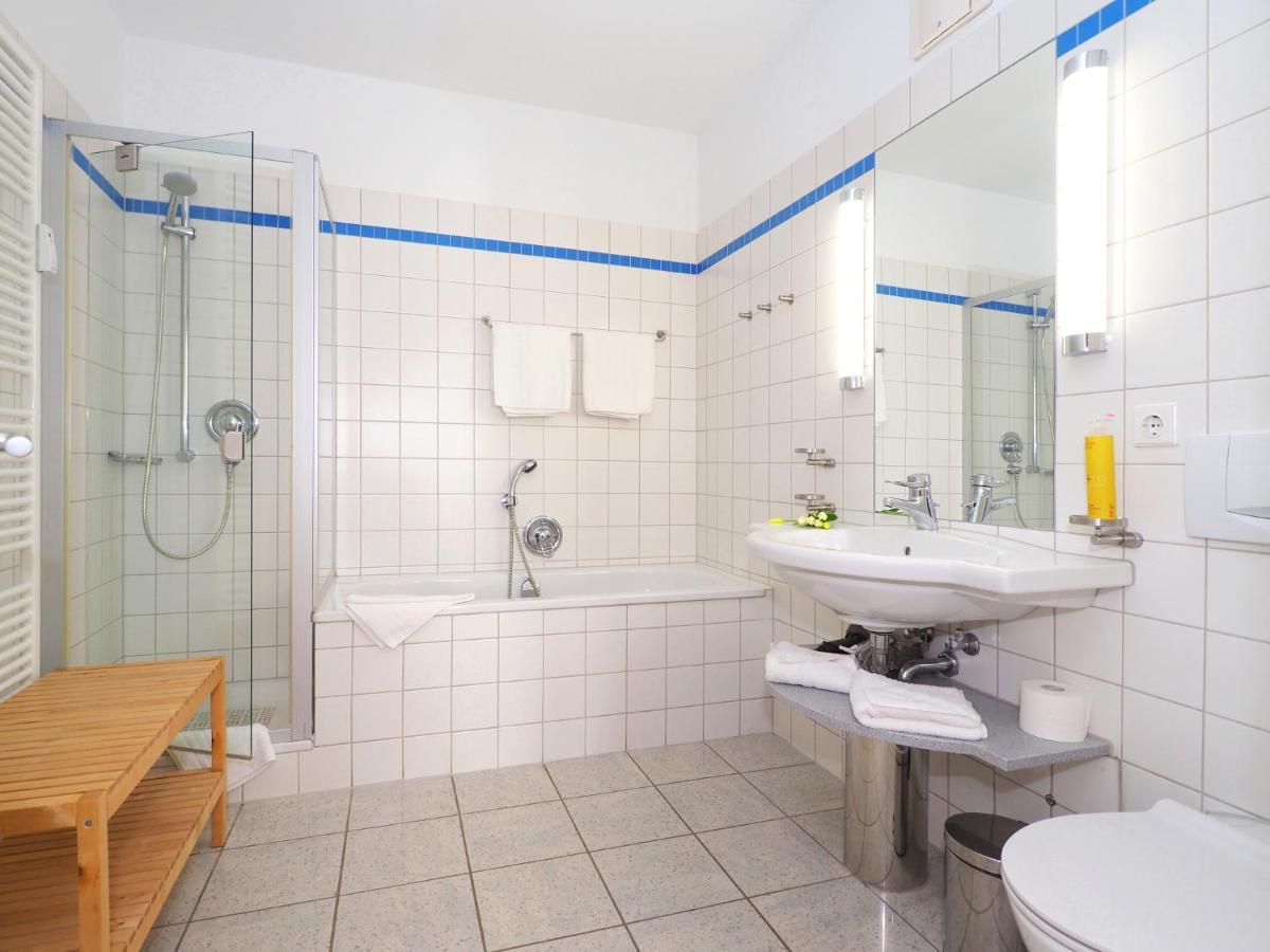 Kaiservillen Heringsdorf - Ferienwohnung Mit 1 Schlafzimmer Und Terrasse D201 エクステリア 写真